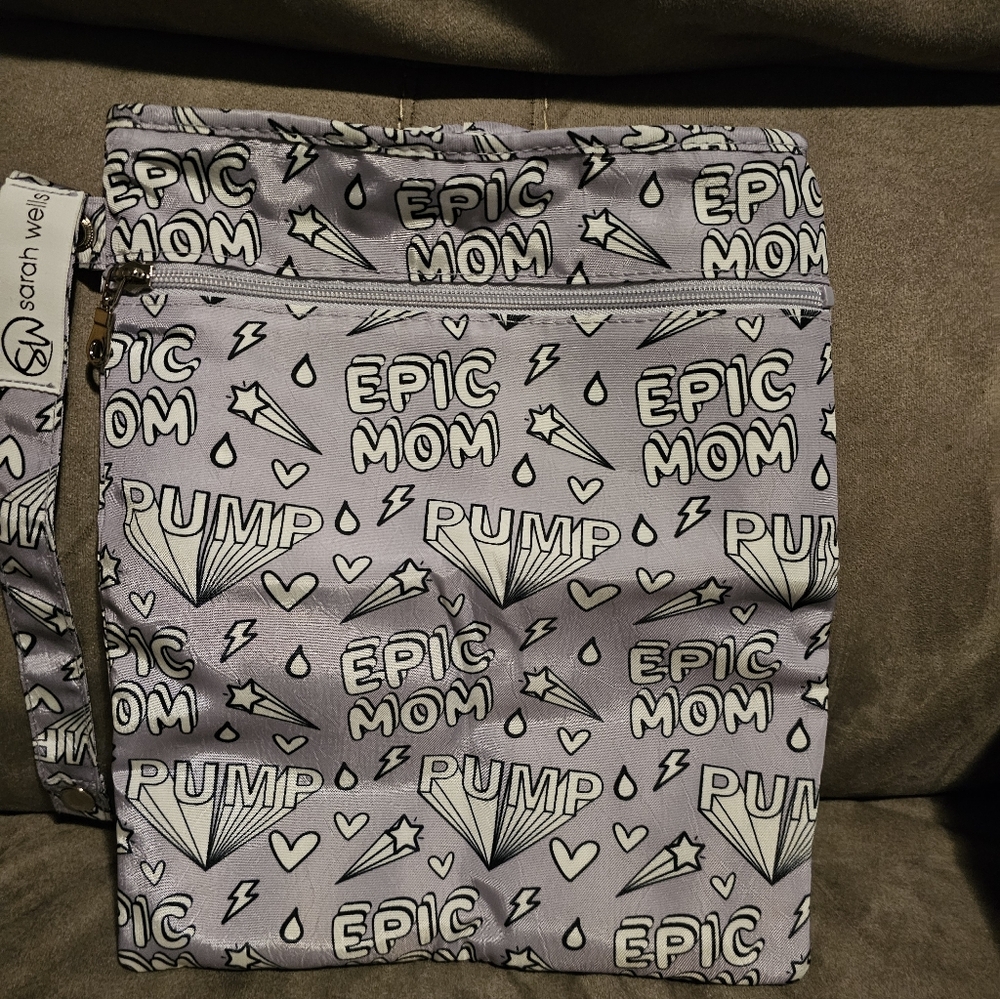 Sarah Wells Accessory Bundle - Picture 8 of 11